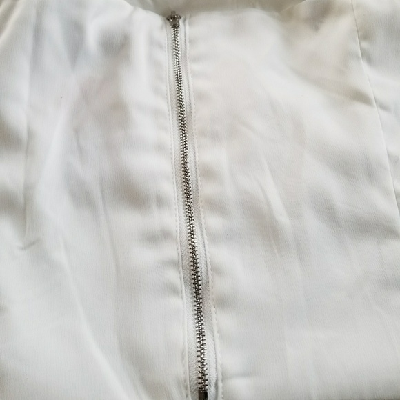 Haute Rogue Ruffle Black and White Top - small - Picture 7 of 7